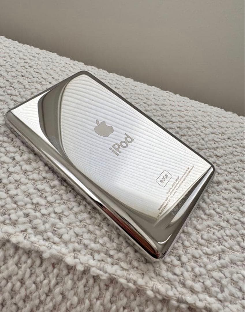 極美品 iPod classic A1238 80GB 新品バッテリー箱付き - メルカリ