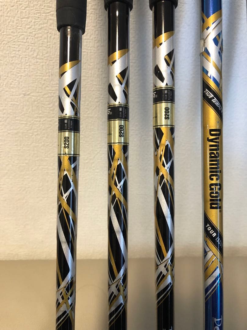 【送料込み】希少スリクソン Z945 ブラック 《 数量限定品 》アイアン