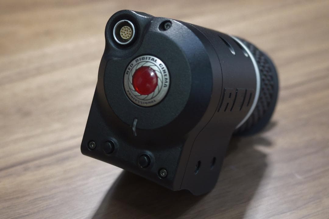 RED DSMC1 用ファインダー BOMB EVF ケーブル付き