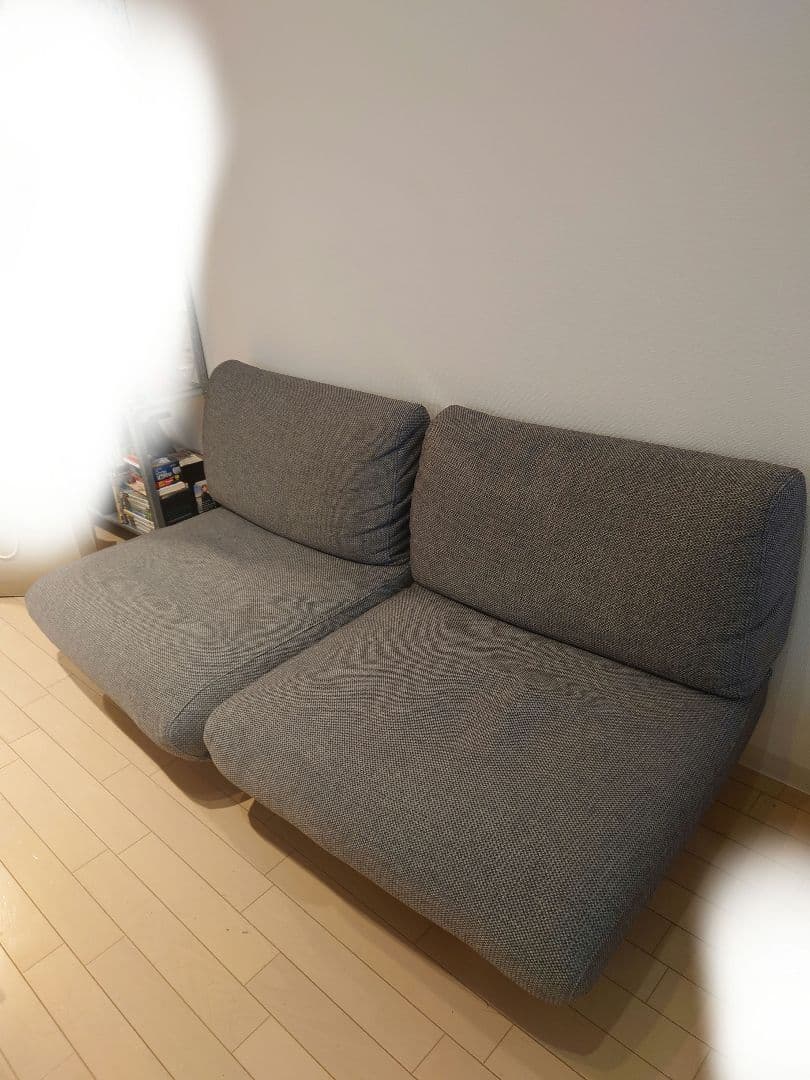 【無印良品】ゆったり座れるアームレスソファ　２シーター　ポリエステル平織　グレー ゆったり座れるアームレスソファ 2シーター ポリエステル平織 | 無印良品