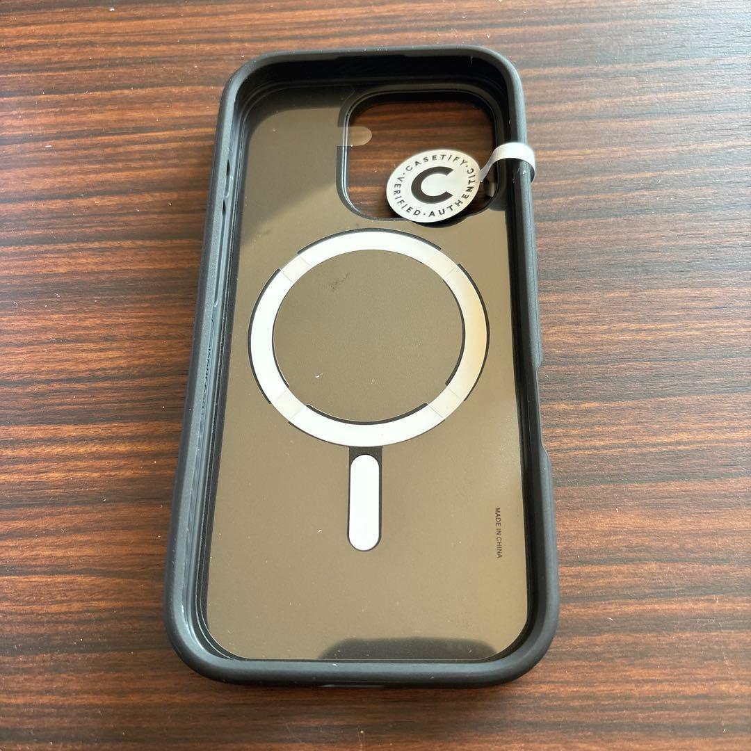 村上隆 x casetify iPhone 16pro - メルカリ