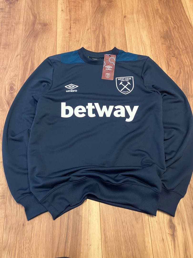 ウエストハムUMBRO スウェット新品タグ付 アンブロ プレミアムリーグ