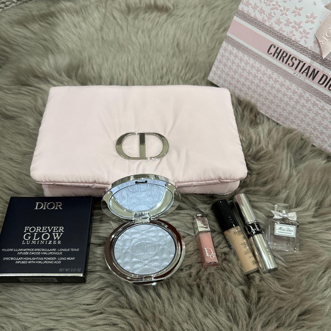 ディオールルミナイザー　限定ポーチつき 試してみた】Dior ディオールスキン フォーエヴァー クチュール