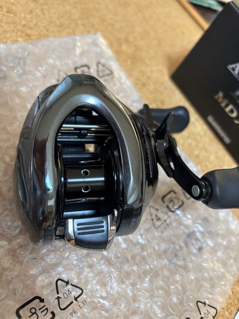 美品　18アンタレスDCMD XG 右ハンドル 18アンタレスDCMD XG 右 ハンドルノブ 【管番CL】 - メルカリ