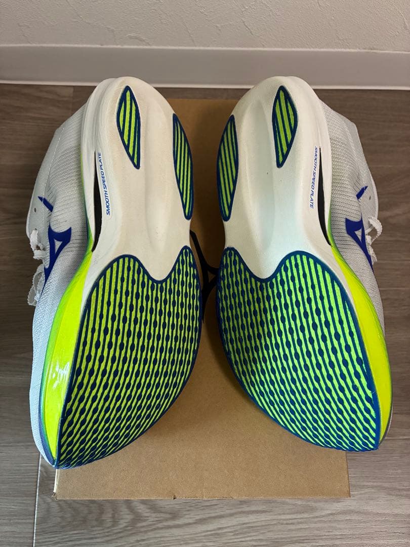 【新品同様】MIZUNO HYPERWARP ELITE 25.5cm