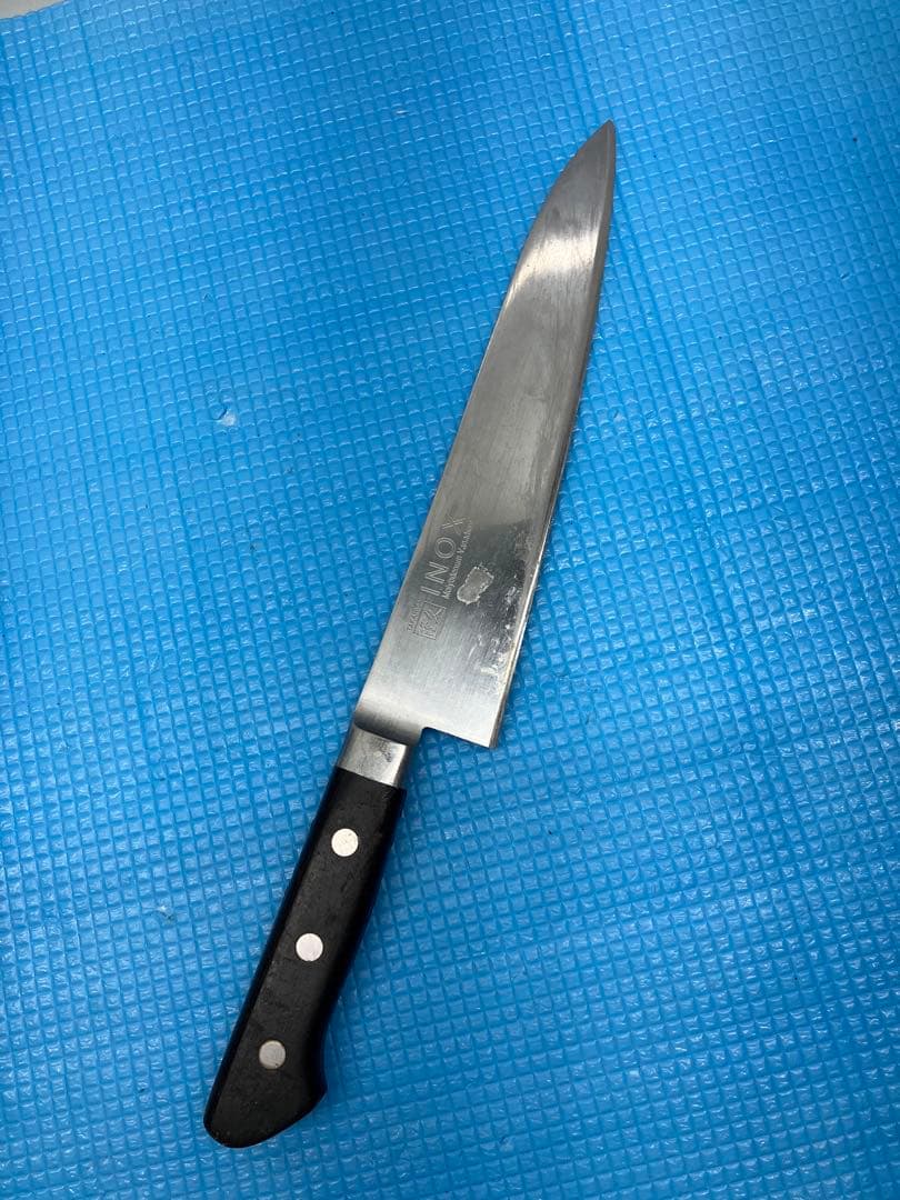 隆久　牛刀　INOX　モリブデンバナジウム鋼　刃渡り24cm 堺 孝行 INOX モリブデン鋼 牛刀包丁 210mm POM樹脂柄 – 清助刃物 Japan