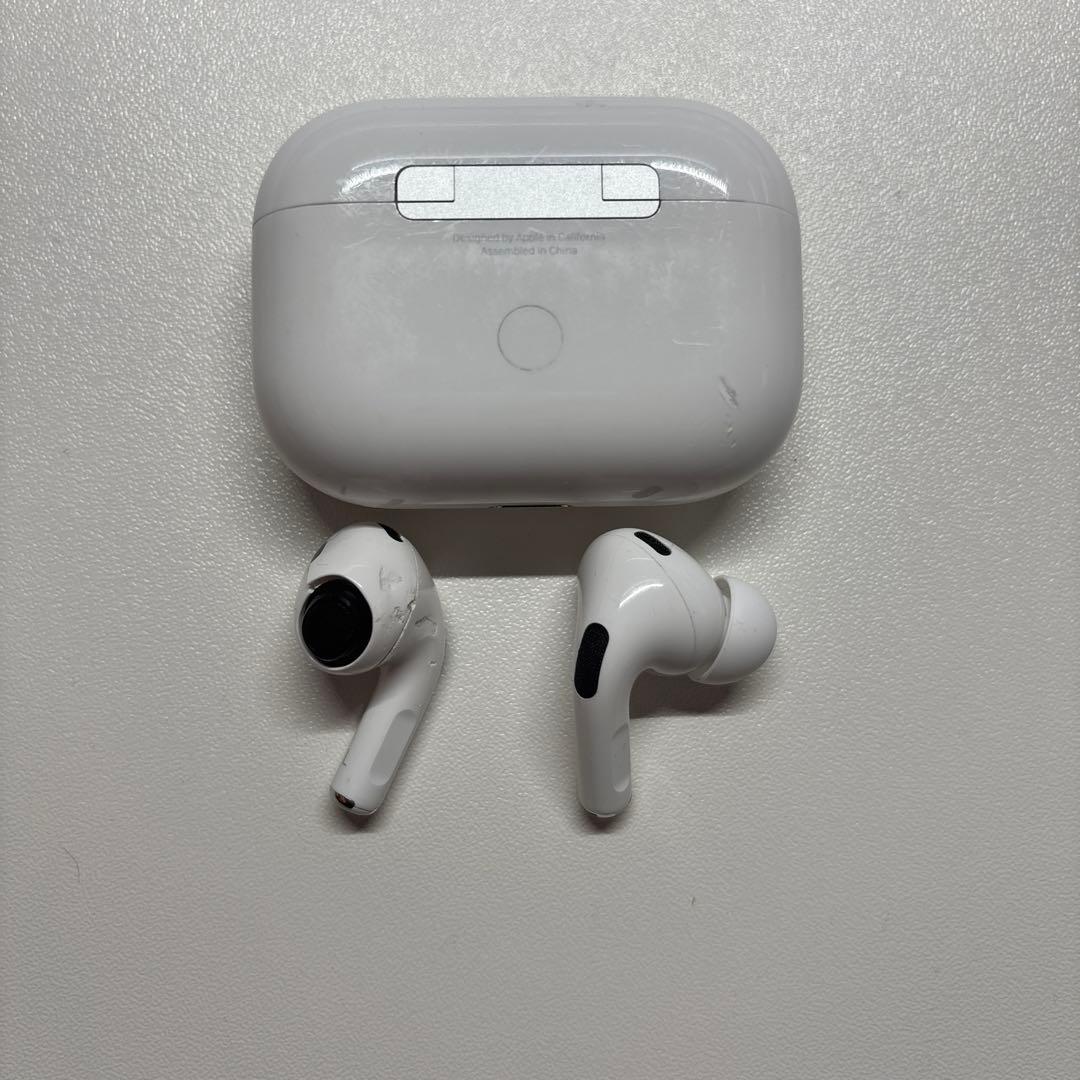 AirPods Pro2 本体 ホワイト - メルカリ