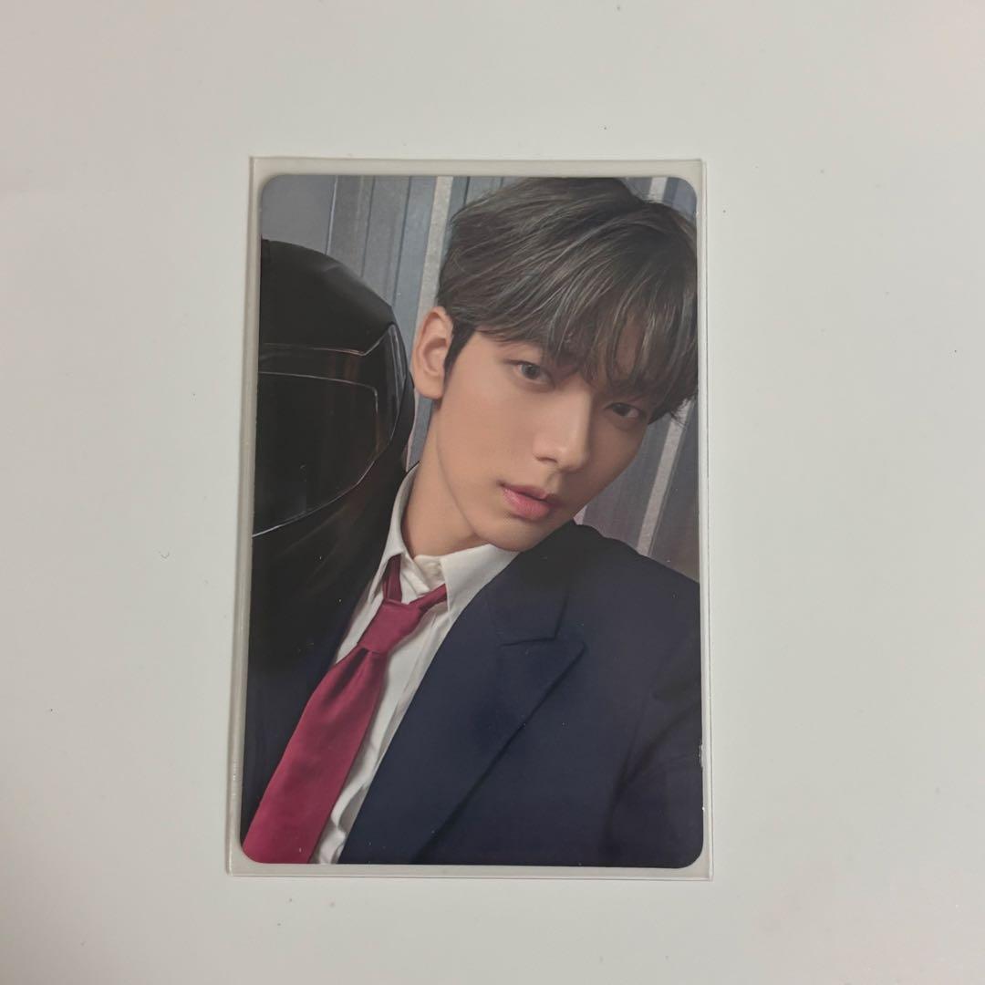 txt SANCTUARY KNIGHT スビン トレカ - メルカリ