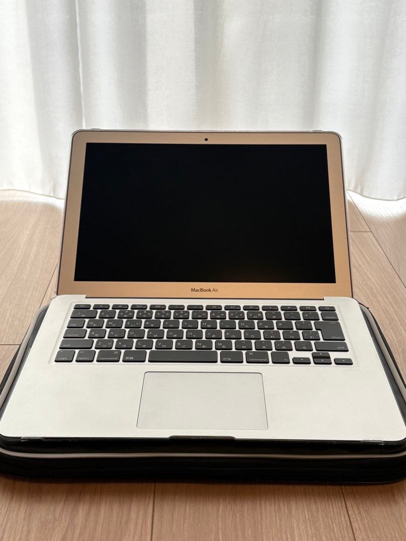MacBook本体 APPLE MacBook Air MACBOOK AIR MD761J/B MacBook Air Apple Air_13.3inch MD761J/B A1466 Early 2014 USキー