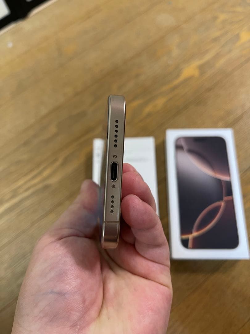 iPhone 16 Pro Max 256gb ジャンク部品取り - メルカリ