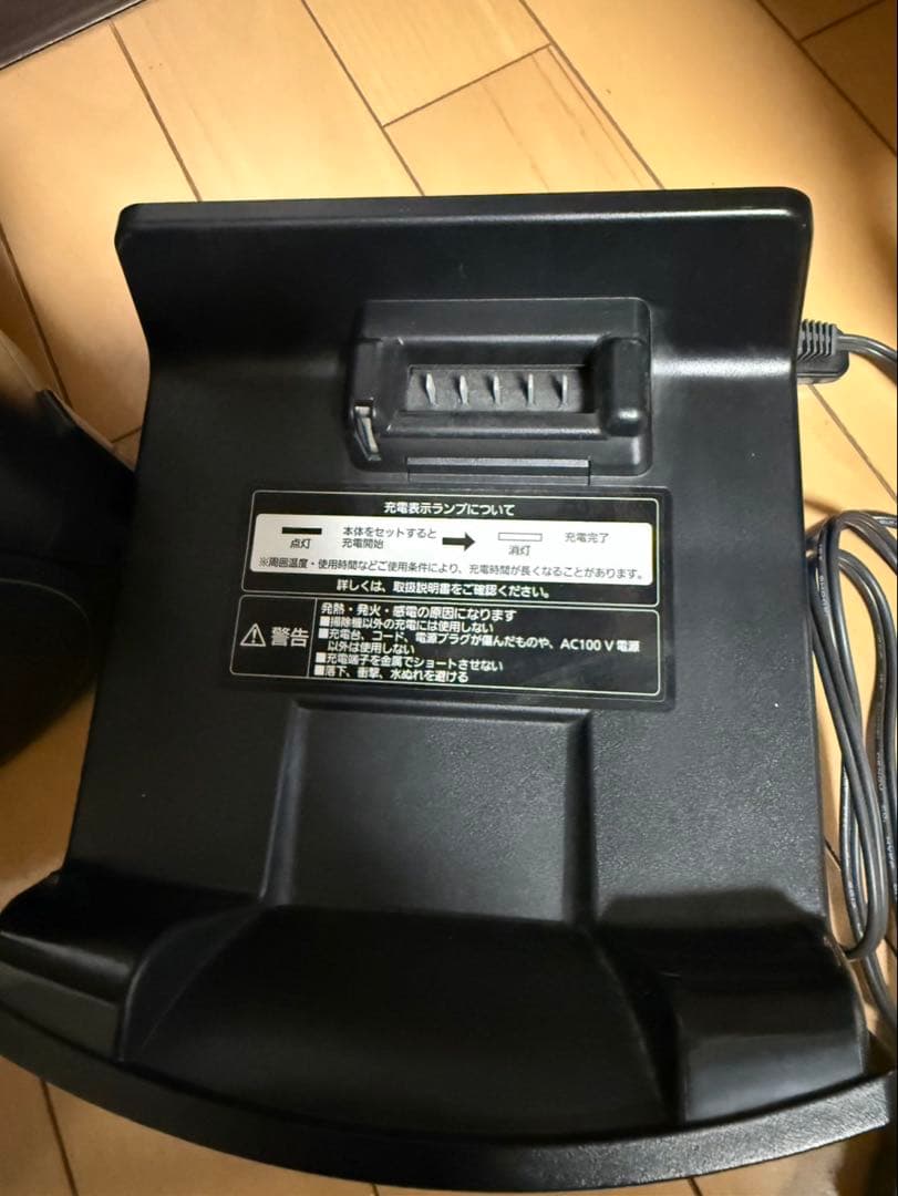 パナソニック「プチサイクロン MC-BR30G」充電式掃除機2014年製 - メルカリ