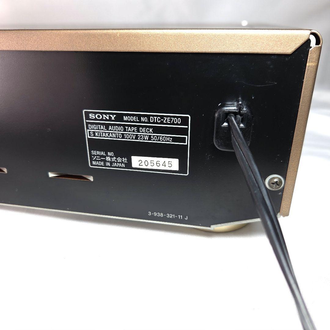 DATデッキ sony DTC―ZE 700ゴ－ルドSBM 搭載機 - メルカリ