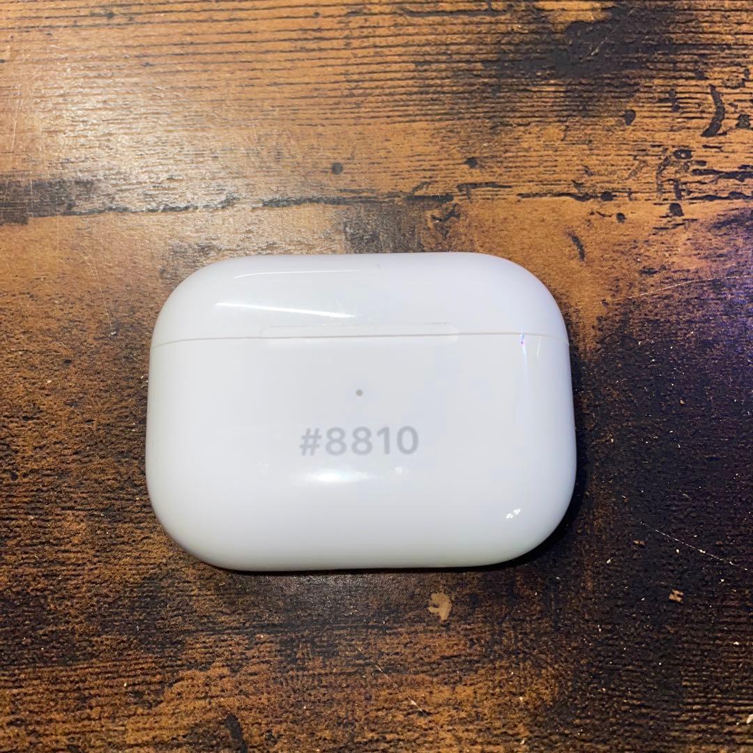 Apple AirPods Pro 第1世代 刻印入り 充電ケースのみ - メルカリ