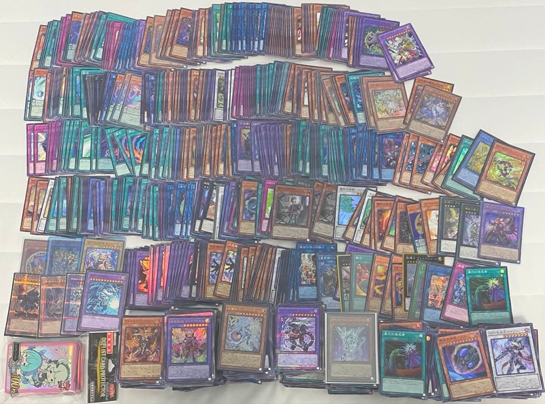 遊戯王カード 引退品 約1600枚 レア500枚以上 大量まとめ売り 遊戯王 7000枚以上 大量まとめ売り レアカード1000枚以上 引退品