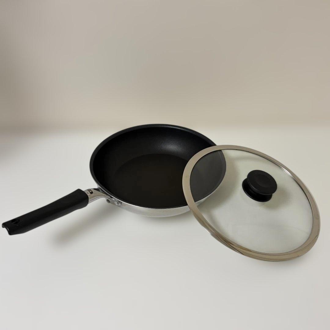 アムウェイ クィーン ノンスティック フライパン26cm フタ付き - メルカリ