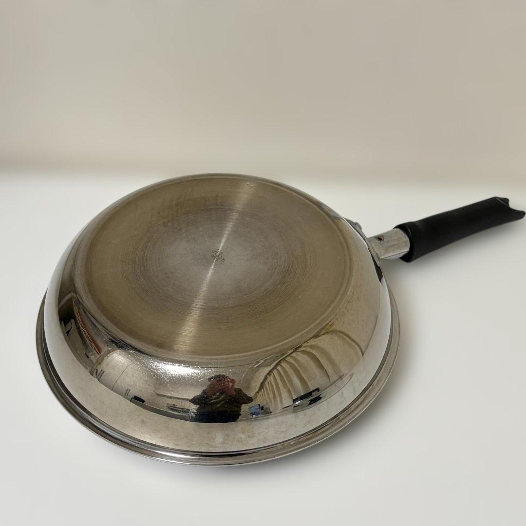 アムウェイ クィーン ノンスティック フライパン26cm フタ付き - メルカリ