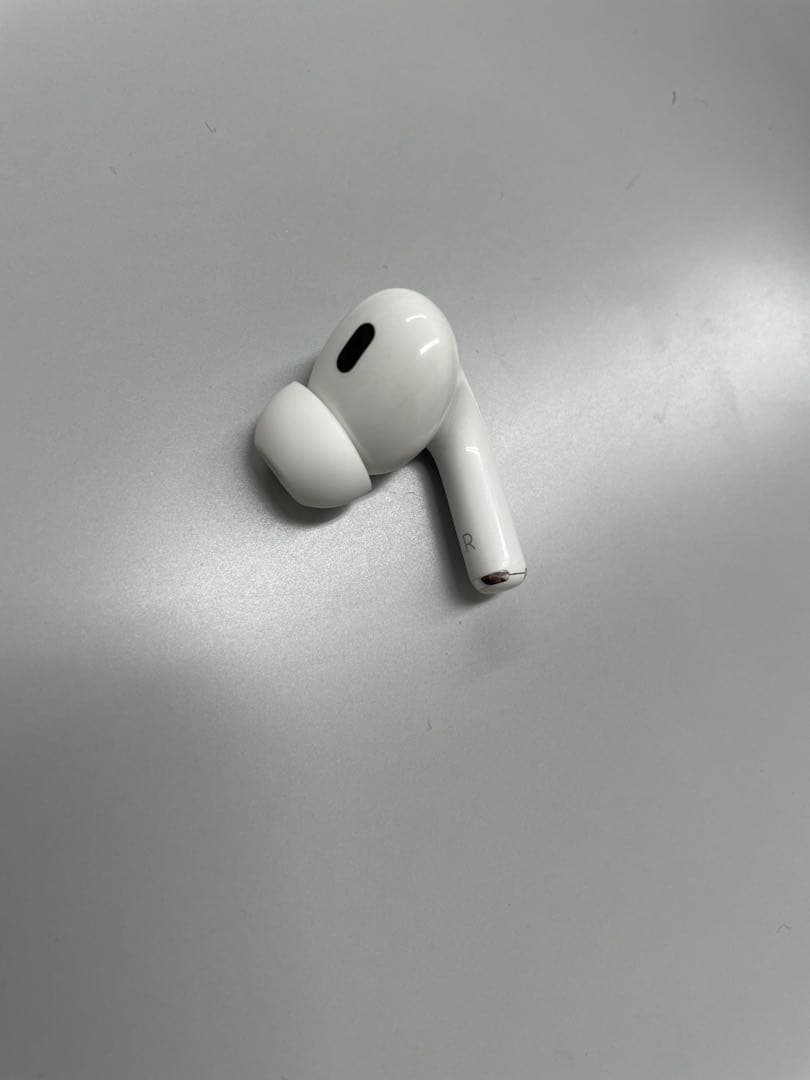 Air pods pro 2 右耳 Apple Apple AirPods Pro 2 右イヤホンのみ USED美品 エアーポッズ