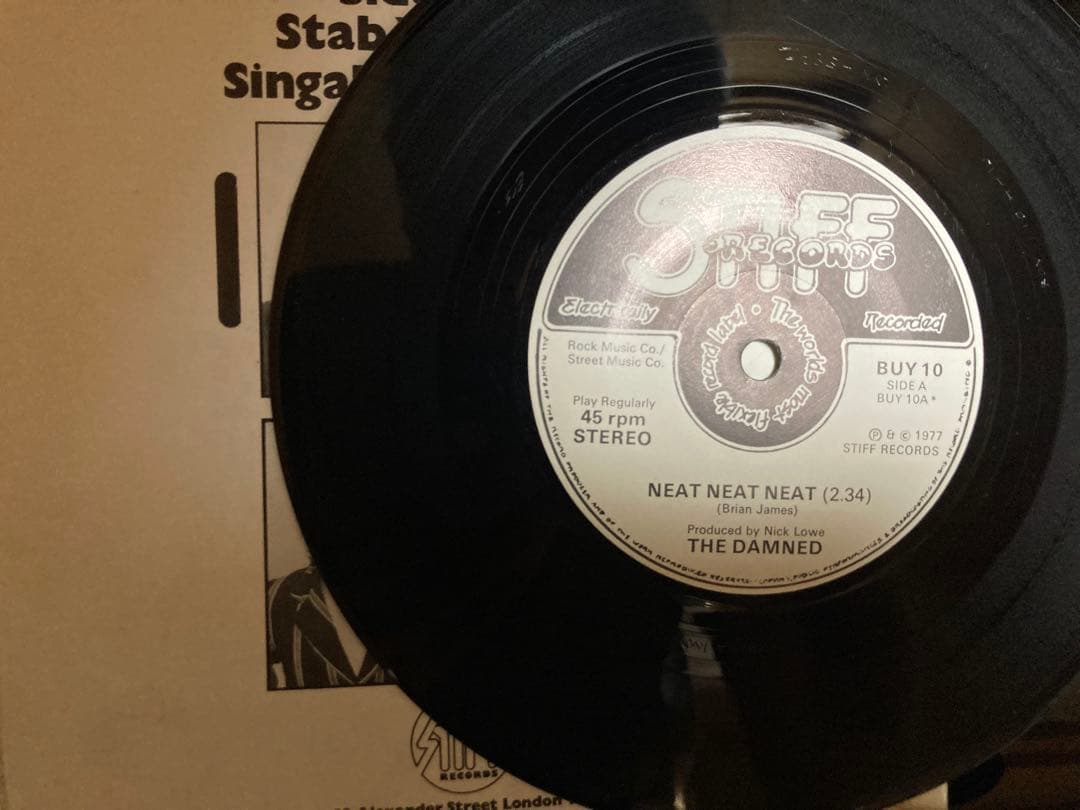 輸入盤7インチ ダムド The Damned Neat Neat Neat - メルカリ