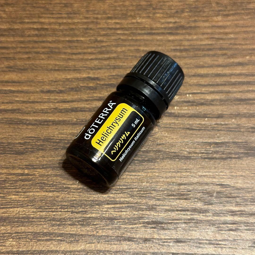 doTERRA ヘリクリサム ドテラ アロマオイル - メルカリ