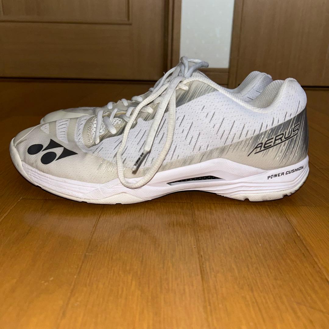 YONEX 75周年 エアラスz ホワイト バドミントンシューズ 27cm - メルカリ