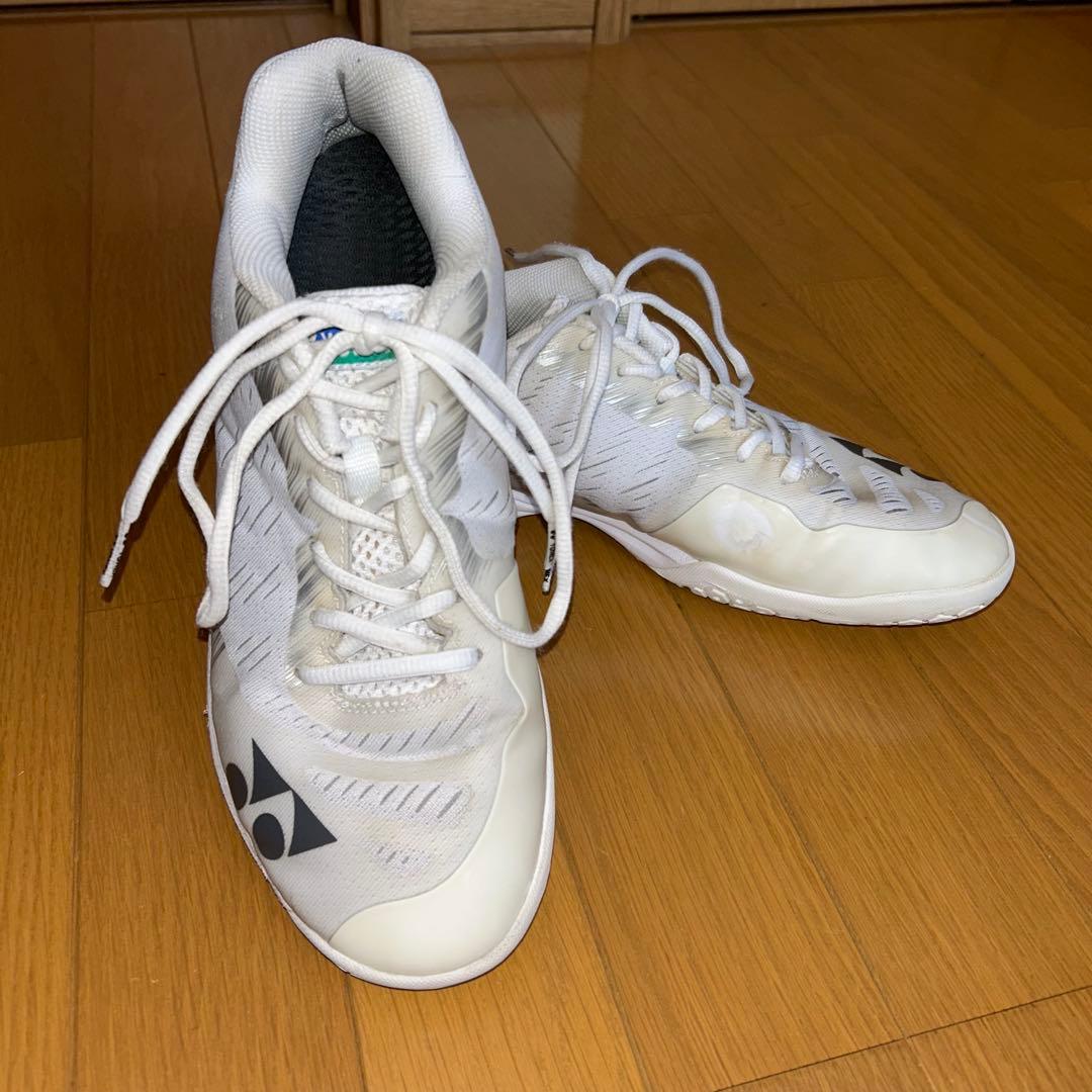 YONEX 75周年 エアラスz ホワイト バドミントンシューズ 27cm - メルカリ