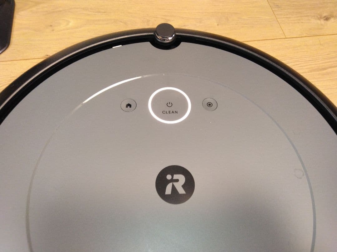 ほぼ新品使用1時間半】ルンバ i2（2024年）専用個装箱（876） A - メルカリ