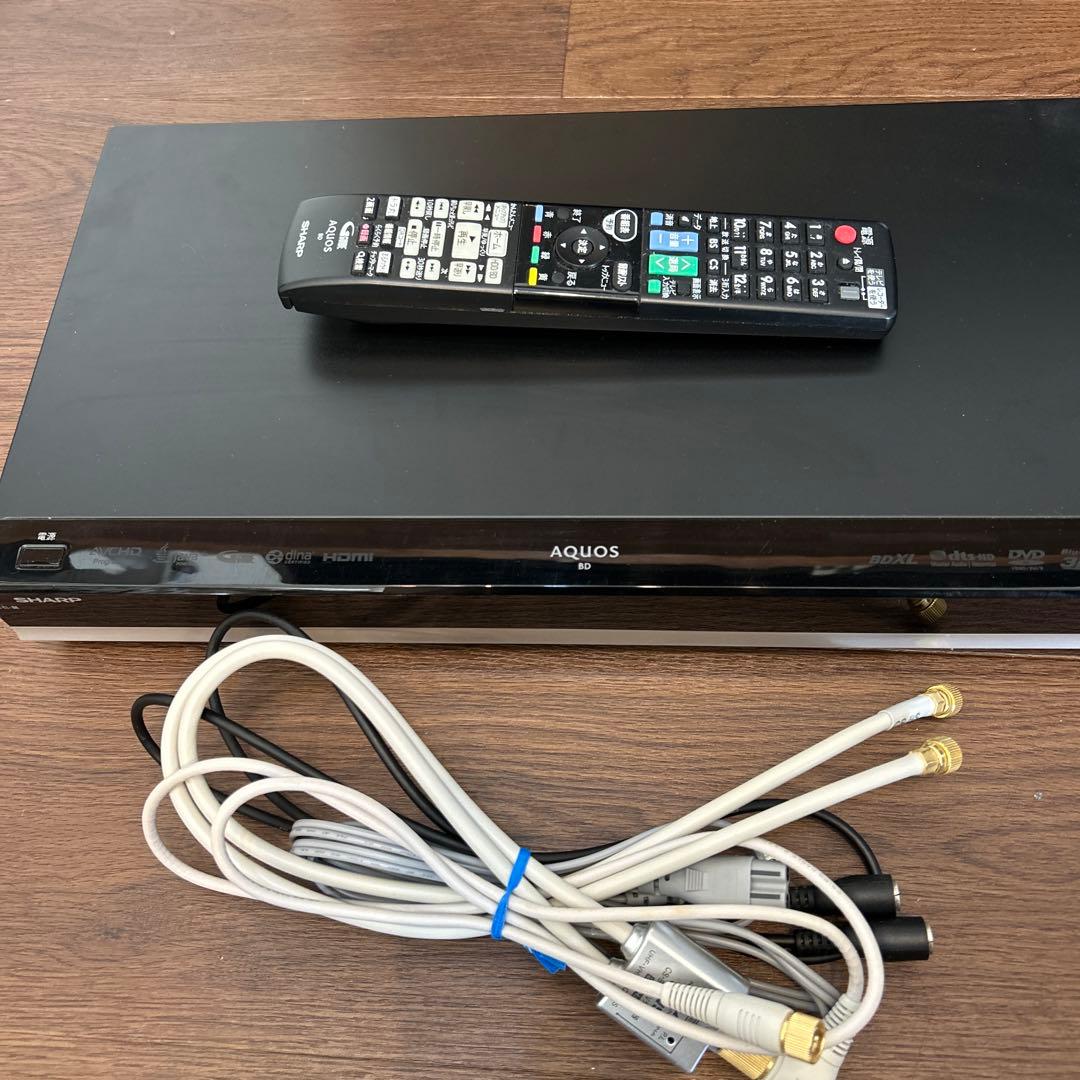 シャープ AQUOS ブルーレイレコーダー 52チューナー BD-W580 - メルカリ
