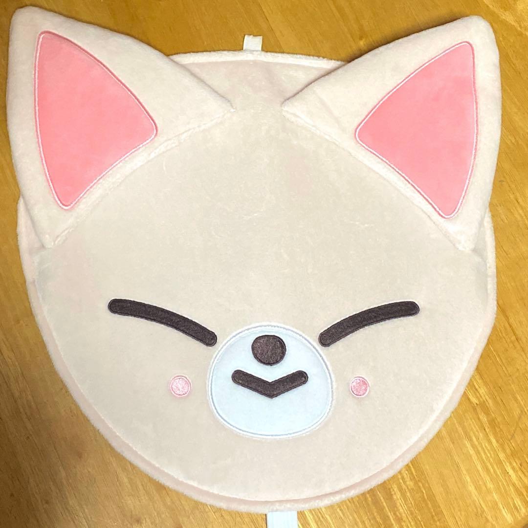 straykids スキズ アイエン フォクシニー うちわカバー SKZOO - メルカリ
