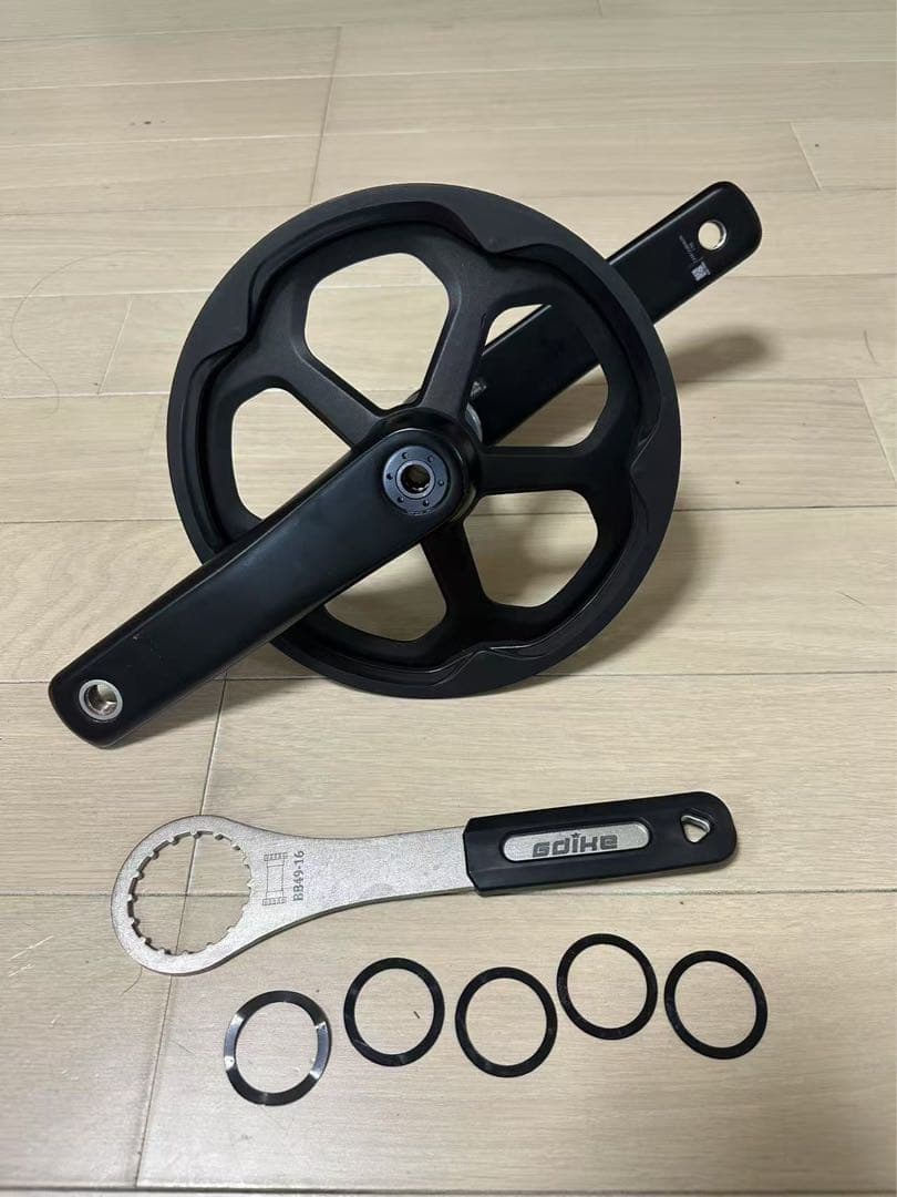 BROMPTON TLINE superlight クランクセット 50T Superlight Carbon Crankset 50T | Brompton Bicycle USA