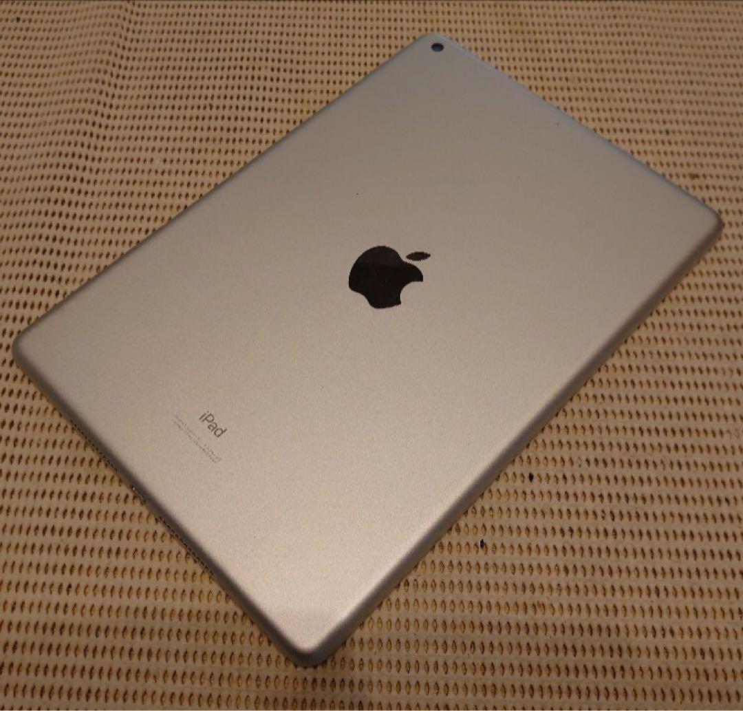 DMPDP完動品iPad第8世代(A2270)本体128GBシルバー送料込 - メルカリ