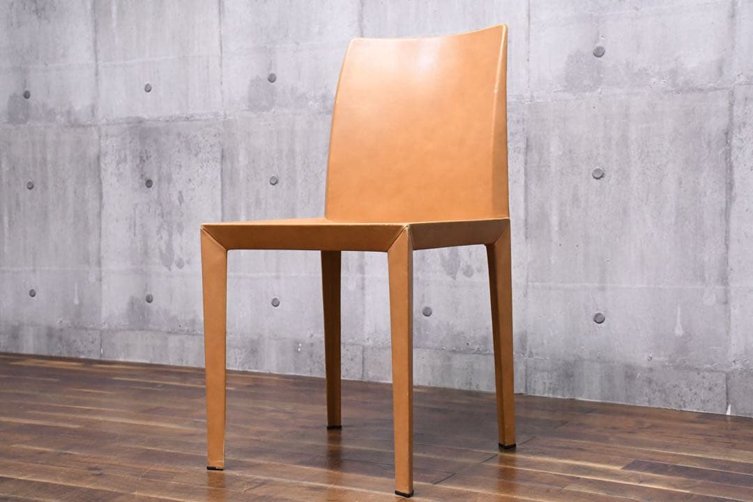 EEK122 イタリア製 ポルトローナフラウ ローラ ダイニングチェア レザー 楽天市場】イタリア製 Poltrona Frau 80万「LOLA/ローラ」4脚セットb