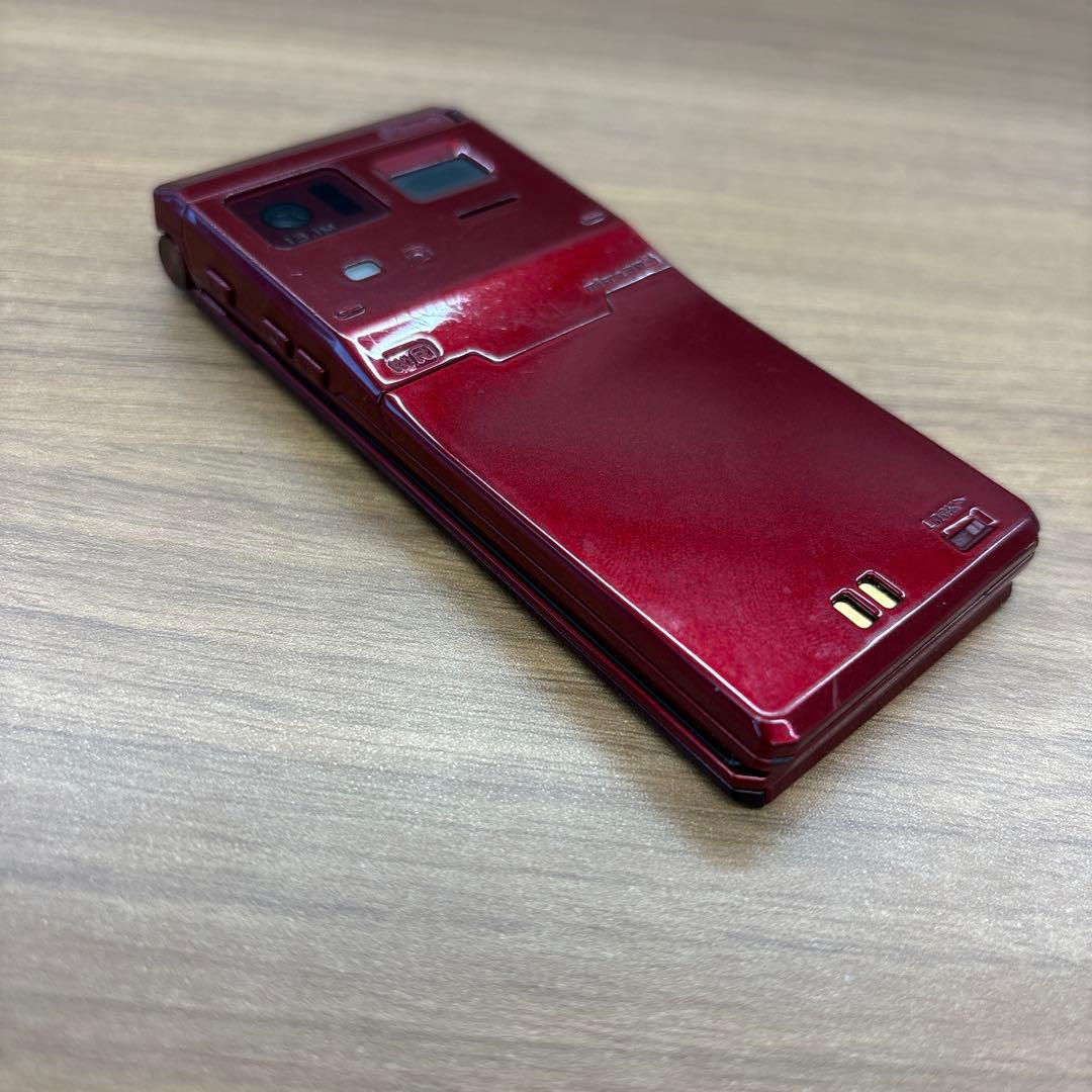 NTTドコモ F-01E 赤 携帯電話本体 - メルカリ