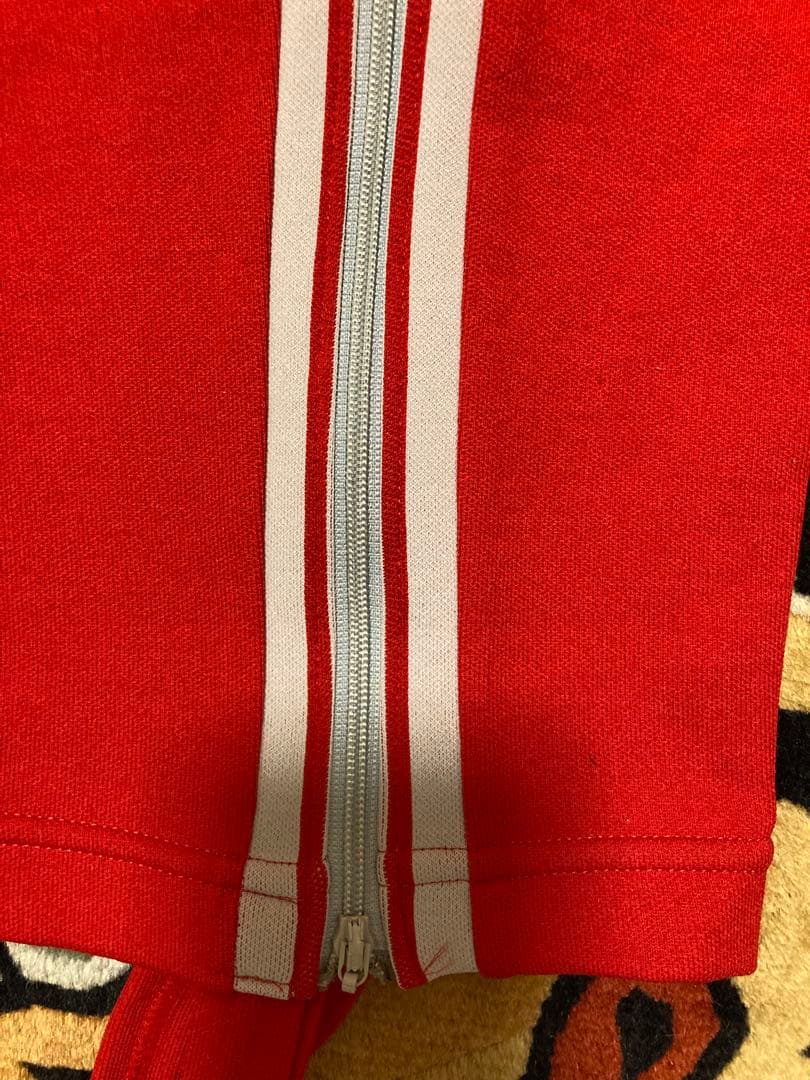 デッドストックデサントadidasジャージセットアップ赤✖️ベージュM