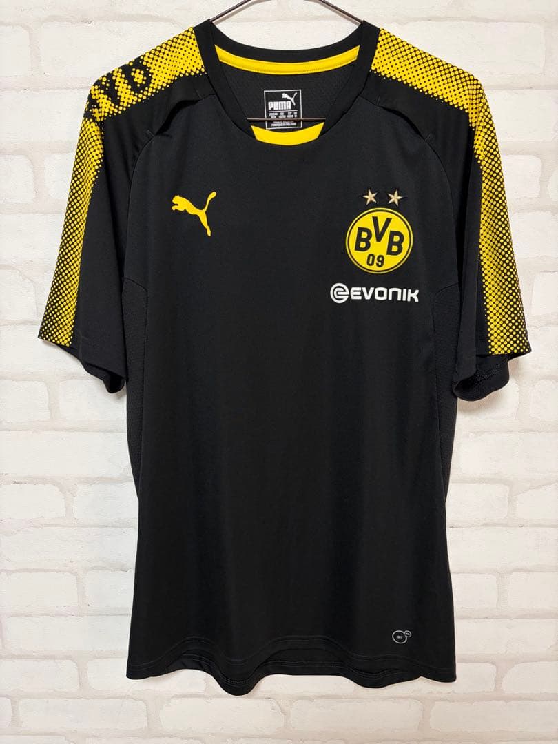 ボルシア・ドルトムント トレーニングウェアPuma - メルカリ