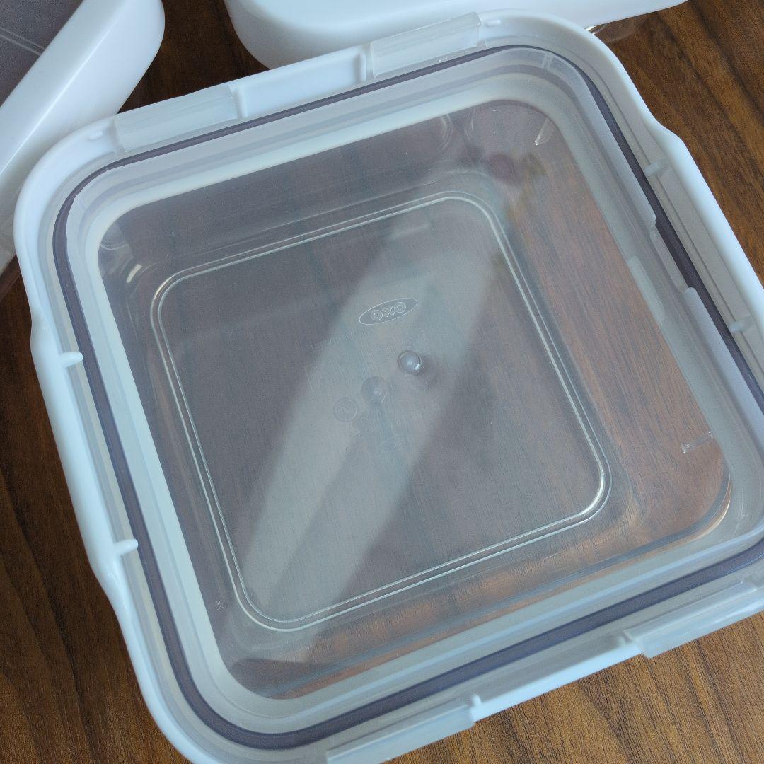 セール中】OXO（オクソー）ロックトップコンテナ5個セット - メルカリ
