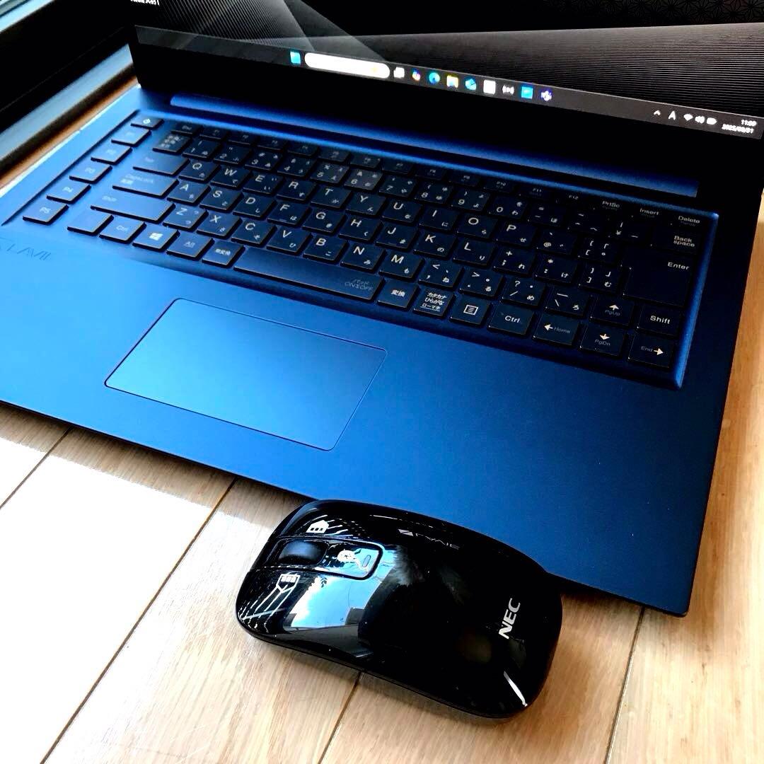 美品LaVieVEGA LV750/R【有機ELUltraHD4Kディスプレイ】 - メルカリ