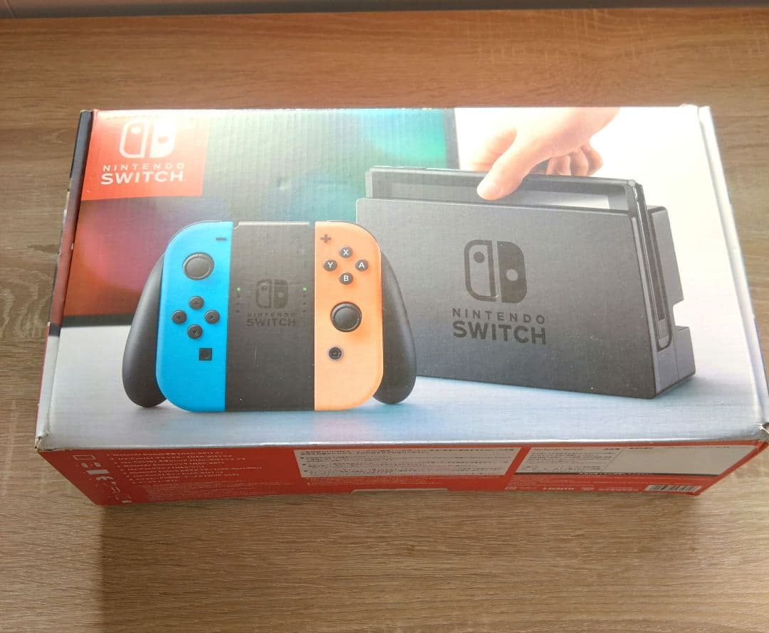 Nintendo Switch 本体 青/オレンジ Joy-Con おまけ付き - メルカリ