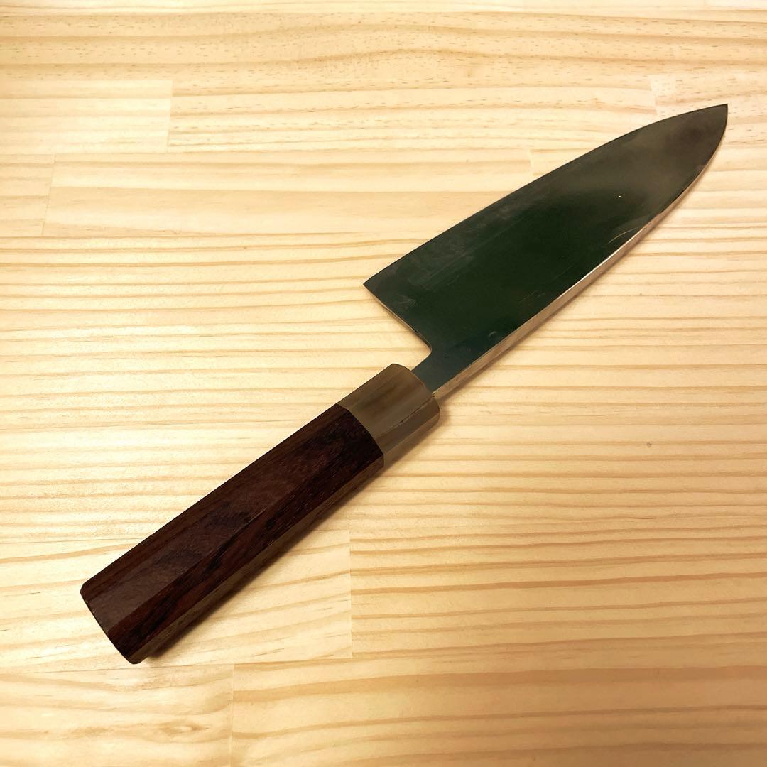 出刃包丁 7寸 21cm 紫檀柄 研ぎ済み 白鋼 鏡面に近い光沢 - メルカリ