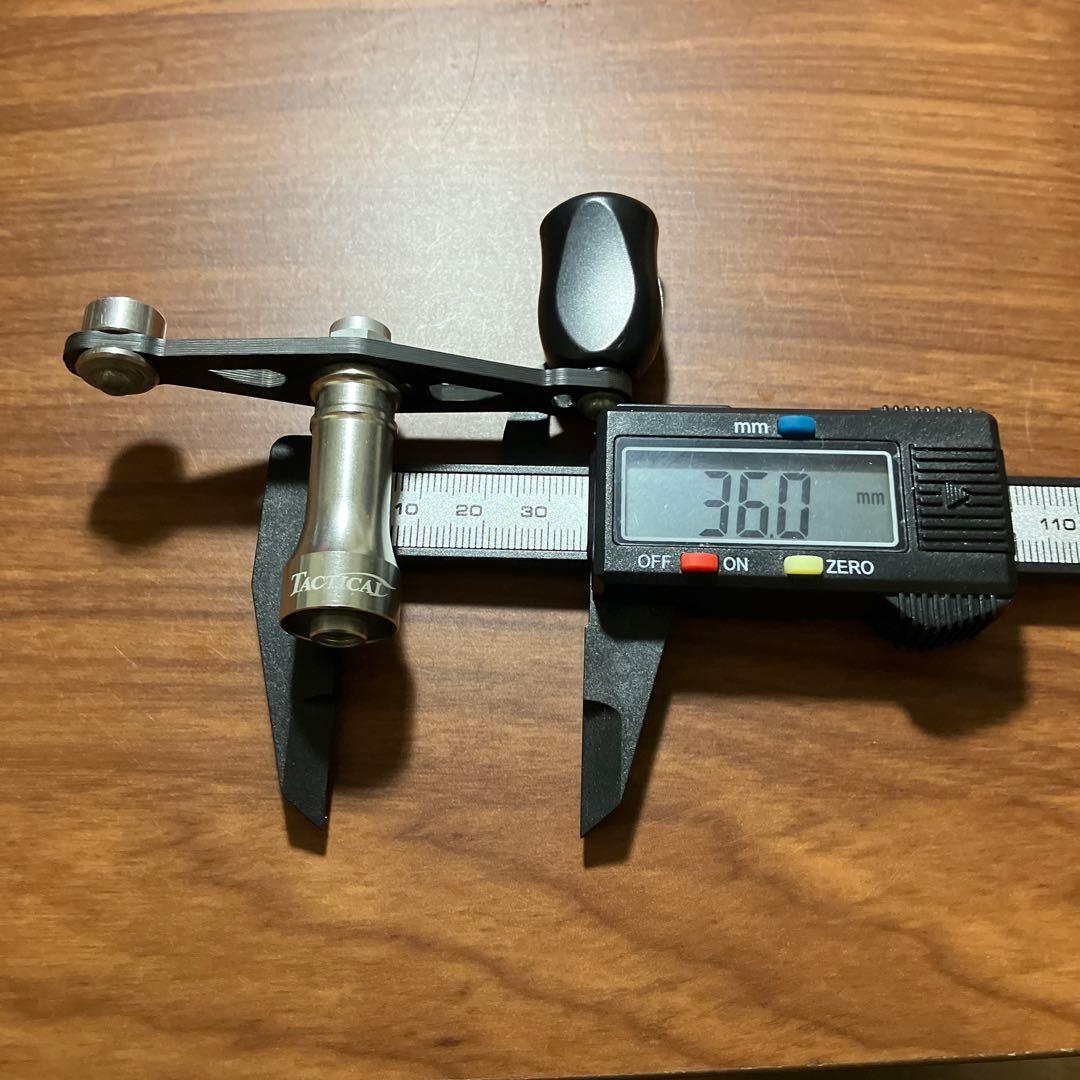 廃盤レア 美品 廃盤レア ZPI ダイワ用 タクティカル ハンドル ノブ交換済み