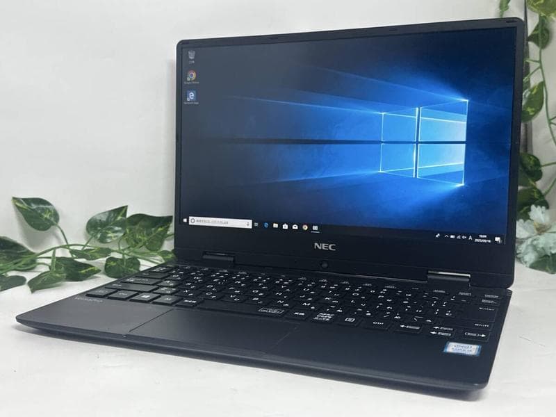 8世代-i5搭載 NEC VKT13H!!バッテリー確認済 Amazon.co.jp: 【整備済み品】 【超軽量薄型モデル 持ち運び便利12.5