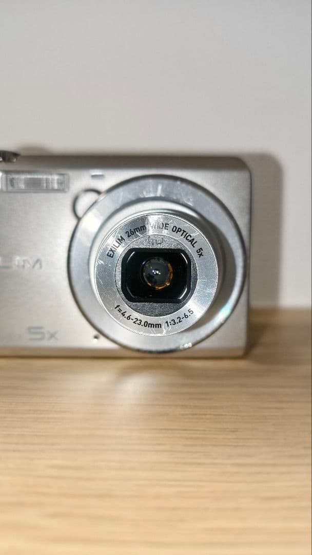 動作品】CASIO EXILIM EX-ZS10 コンパクトデジタルカメラ - メルカリ
