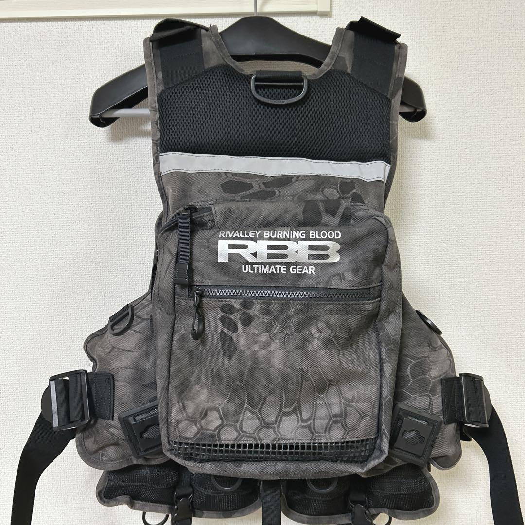 リバレイ ゲームベストⅡ ブラックカモ RBB ライフジャケット - メルカリ