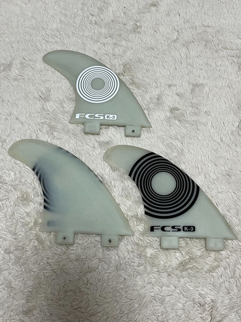 FCS ケリースレーターモデル K3 サーフボードフィン 3枚セット - メルカリ