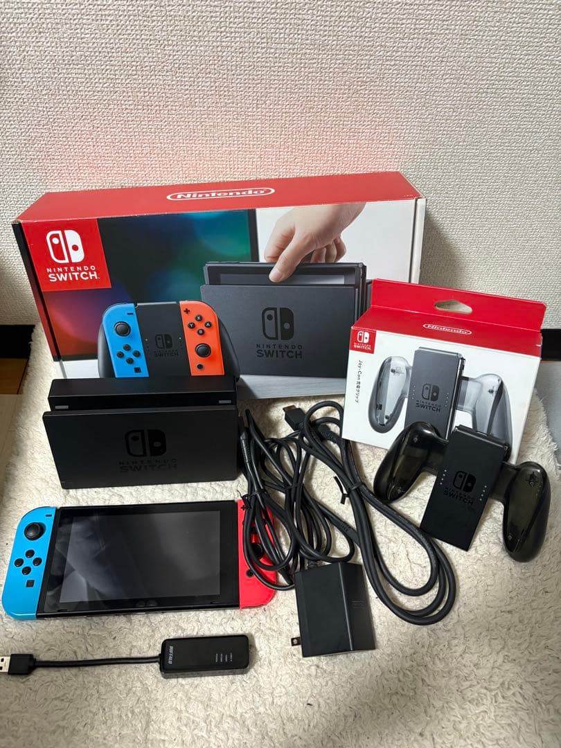 ゲーム機本体（プレステ4）配線コード、リモコン