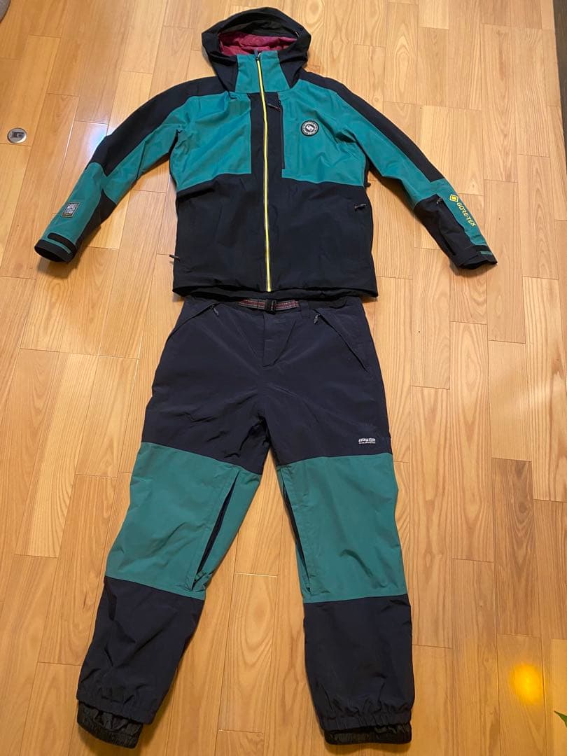 刺繍入り BURTON AK457 上下セット バートン