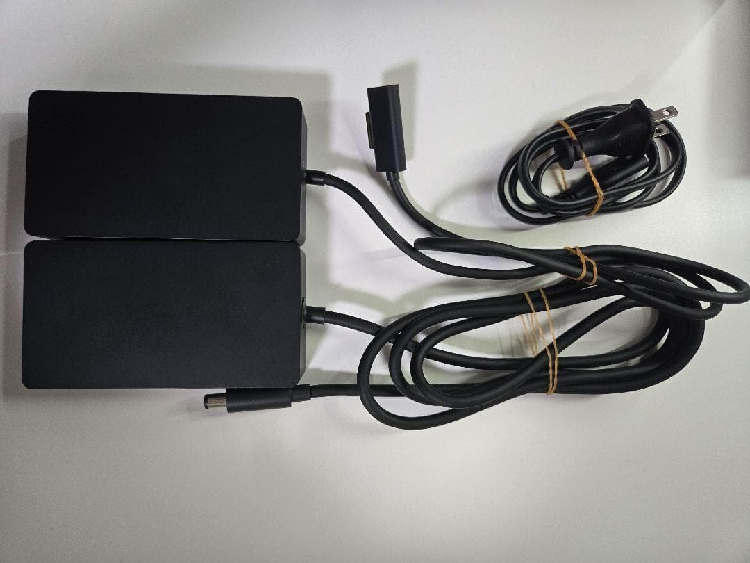 Microsoft surface dock2 ドッキングステーション 即日発送 Amazon.co.jp: Surface Dock 2、Surface Docking Station 2 199W電源