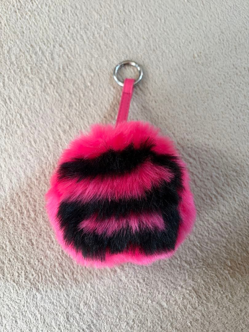 BIGBANG ファーチャーム ジヨン - メルカリ