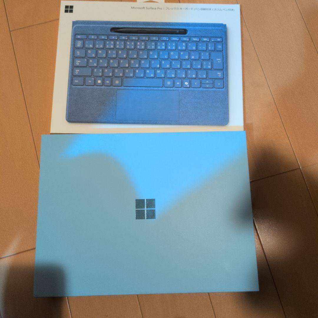 美品Surface Pro 第11世代 有機EL + キーボード+ペン付き マイクロソフト Microsoft Surface Pro(第11世代)Pro キーボード