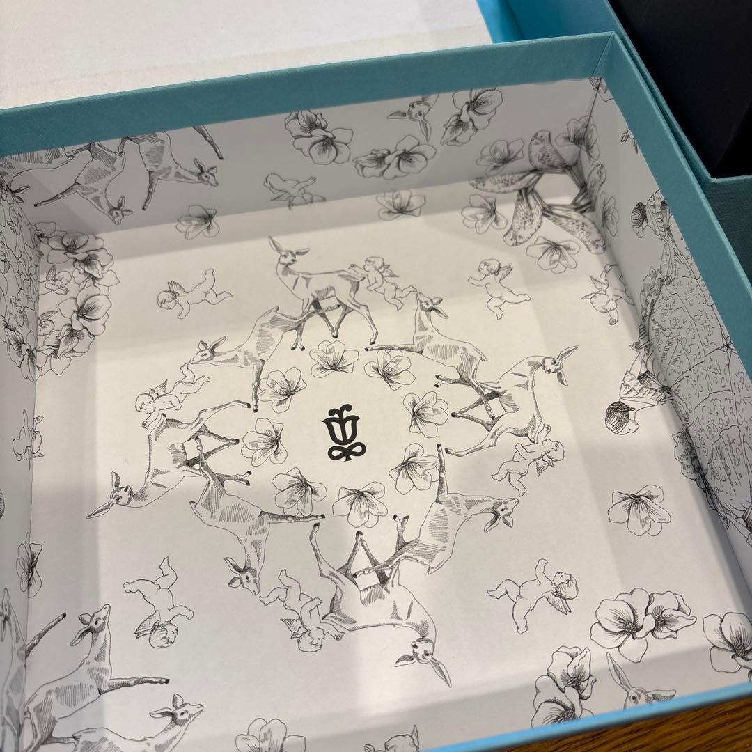 箱・緩衝材あり・未使用】LLADRO リヤドロ おめかししようね - メルカリ