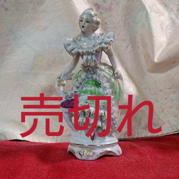 陶器製の人形 置物 陶製人形 瀬戸物 西洋陶器 せともの 昭和レトロ 陶器の人形